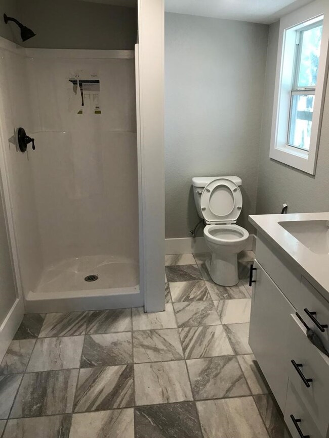 607 Malone St, Tomball, TX 77375 - photo 7