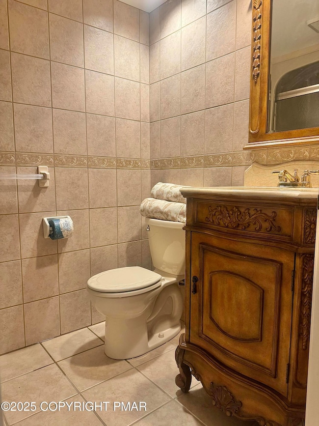 33 Midlake Dr unit 101, Lake Harmony, PA 18624 - photo 4