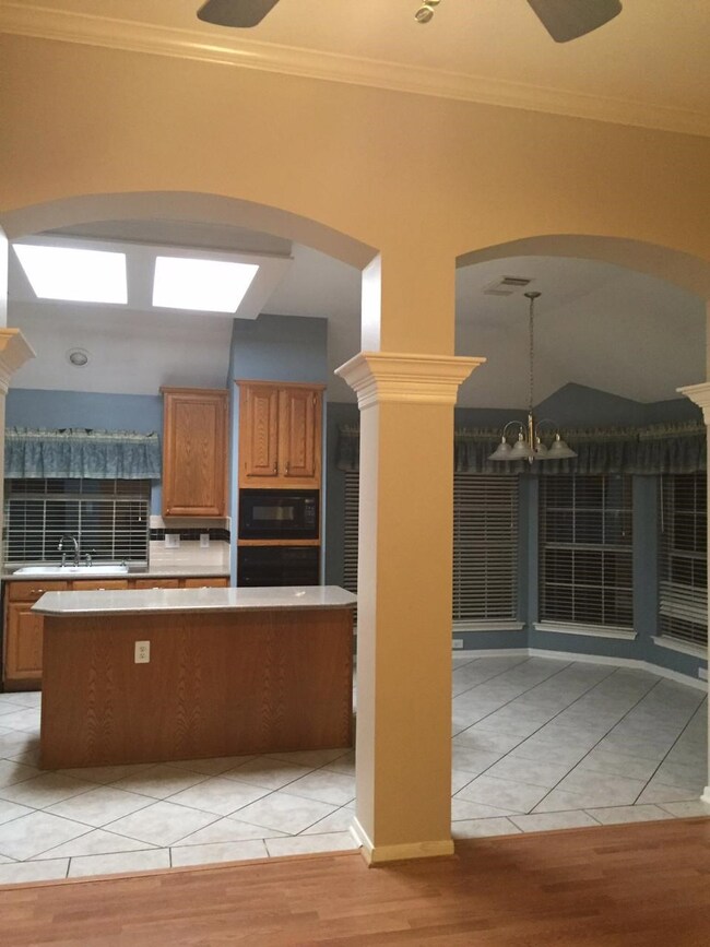 7902 Scenic Canyon Ln, Houston, TX 77095 - photo 6