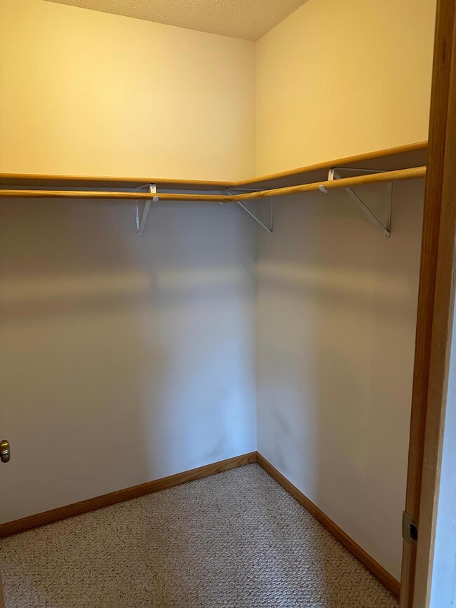 Bedroom 1 walkin.jpg