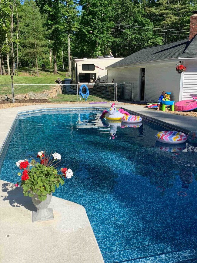 2 Christine Dr, Atkinson, NH 03811 - photo 5