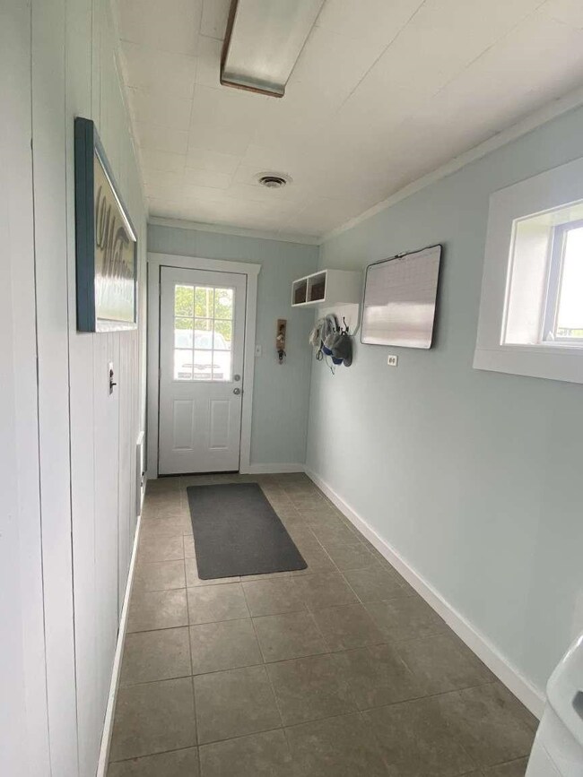 107 Bessette Rd, Fairfax, VT 05454 - photo 5