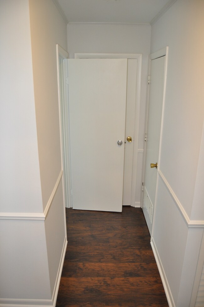 1837 Sessions Walk unit 1837, Hoffman Estates, IL 60169 - photo 2