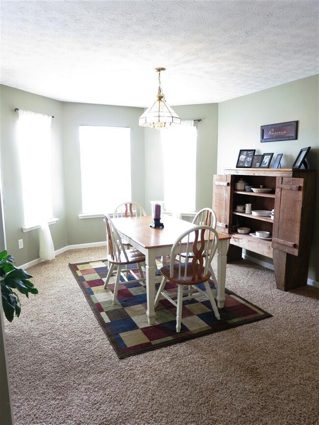 577 Southbrook Dr, Nicholasville, KY 40356 - photo 3