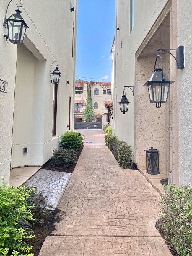 First impressions are important this entry behind the gates makes living on Feagan so special.