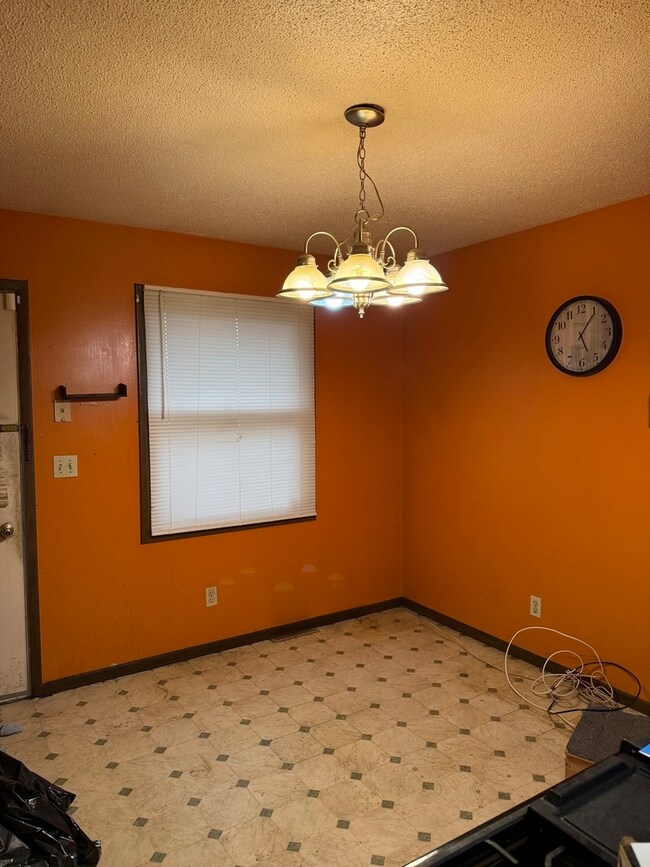 252 Alexander Dr, Rantoul, IL 61866 - photo 5