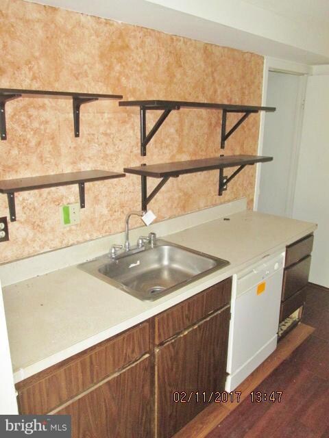 388 West Ct, Glen Burnie, MD 21061 - photo 6