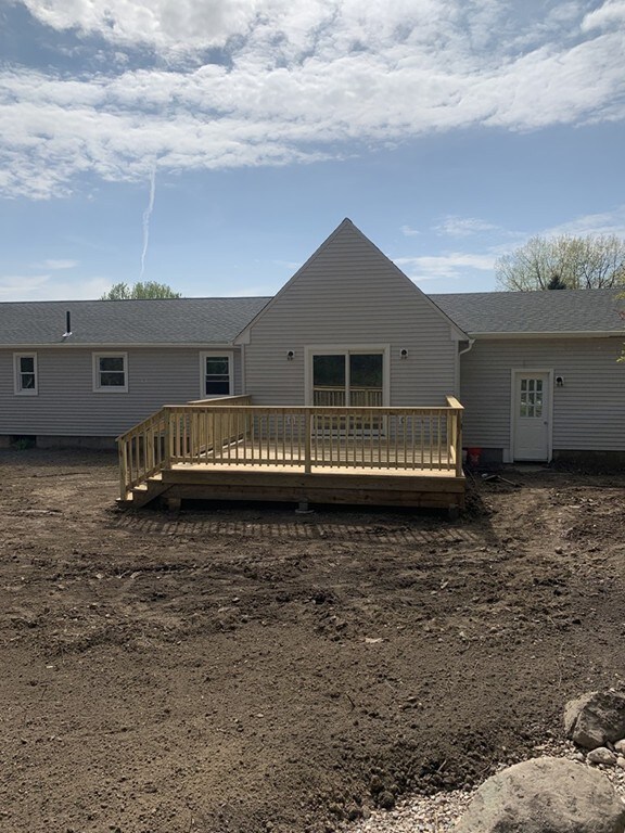 22 Salli Cir, Ludlow, MA 01056 - photo 5