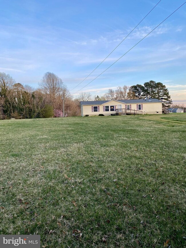 4984 Leedstown Rd, Colonial Beach, VA 22443 - photo 5