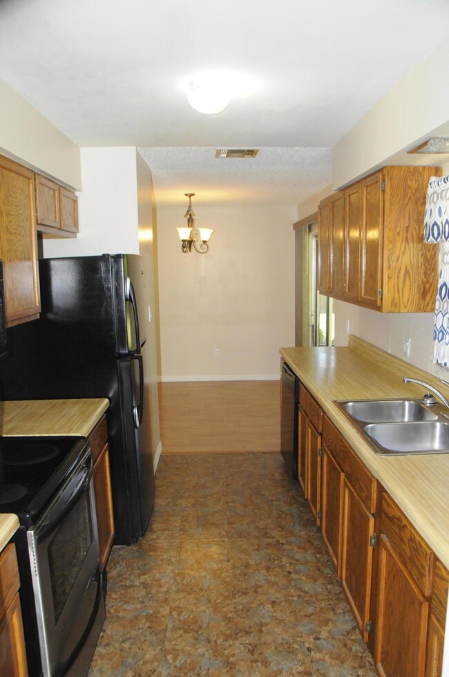 Kitchen 2