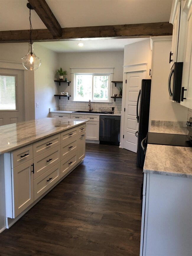 256 Aaron Strickland Rd, Crawfordville, FL 32327 - photo 2