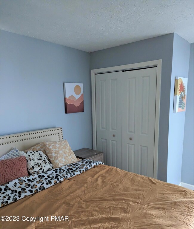 6582 Linden Dr, Tobyhanna, PA 18466 - photo 5