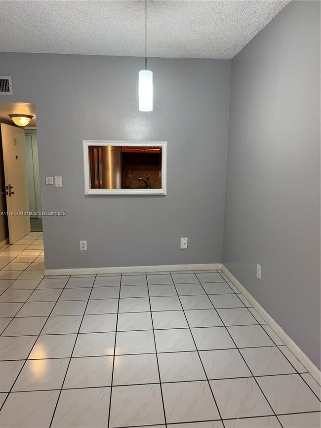 1255 W 53rd St unit 3073, Hialeah, FL 33012 - photo 5