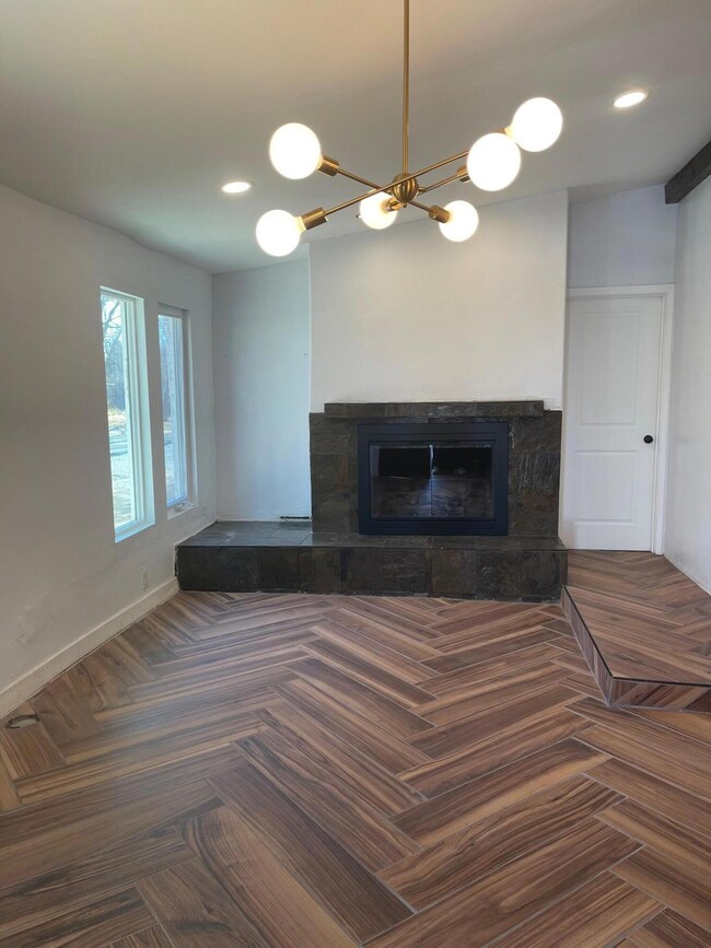 7524 N Loop Dr, El Paso, TX 79915 - photo 4