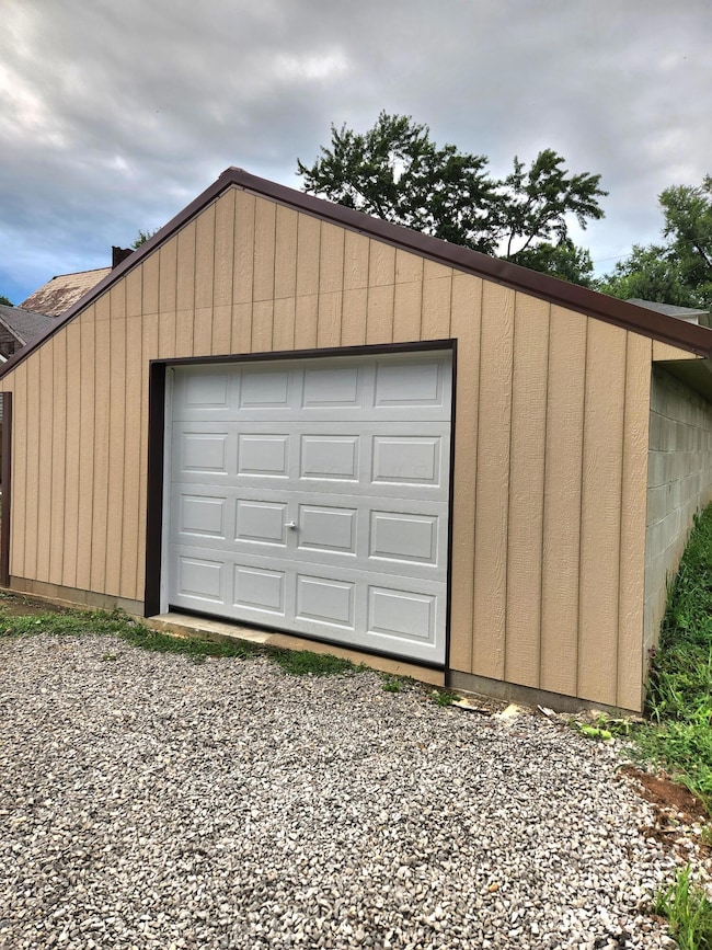 448 N 6th St, Cambridge, OH 43725 - photo 3