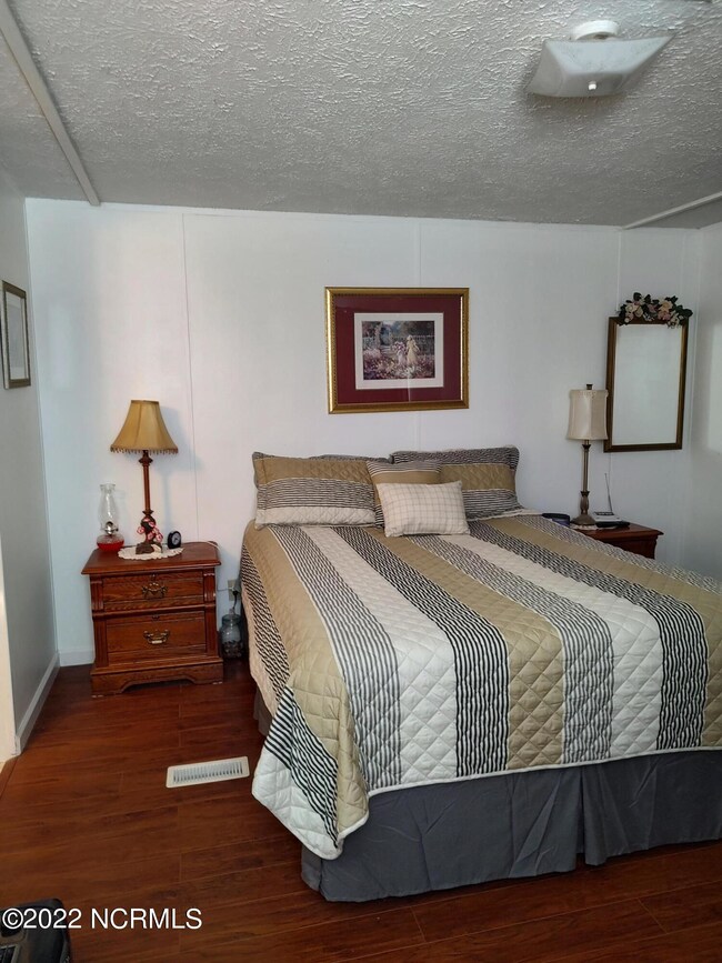 4 master bedroom