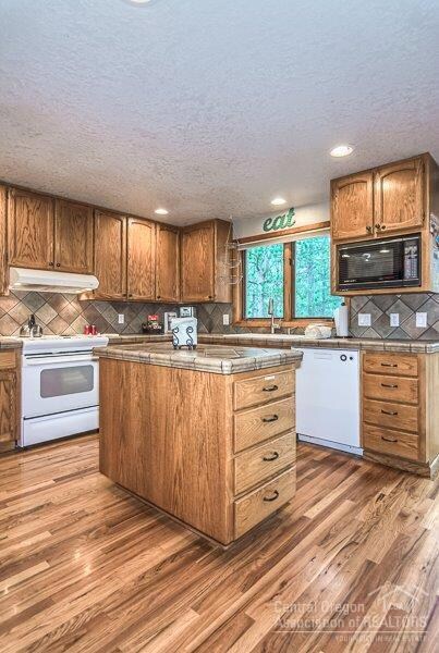 17797 Alpine Ln, Sunriver, OR 97707 - photo 5