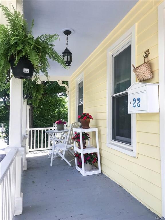 Wonderful front porch!