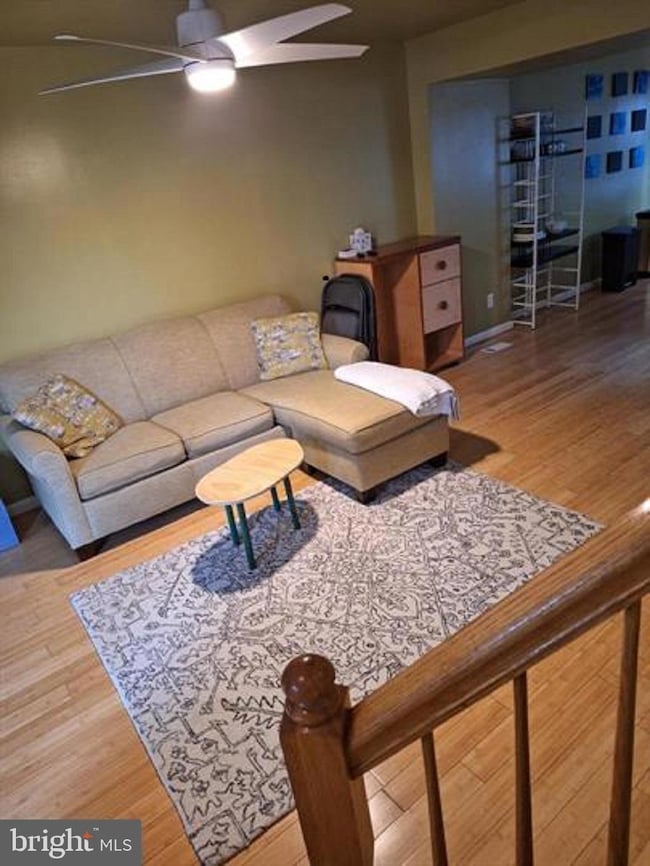 13010 Abner Ave, Woodbridge, VA 22192 - photo 4