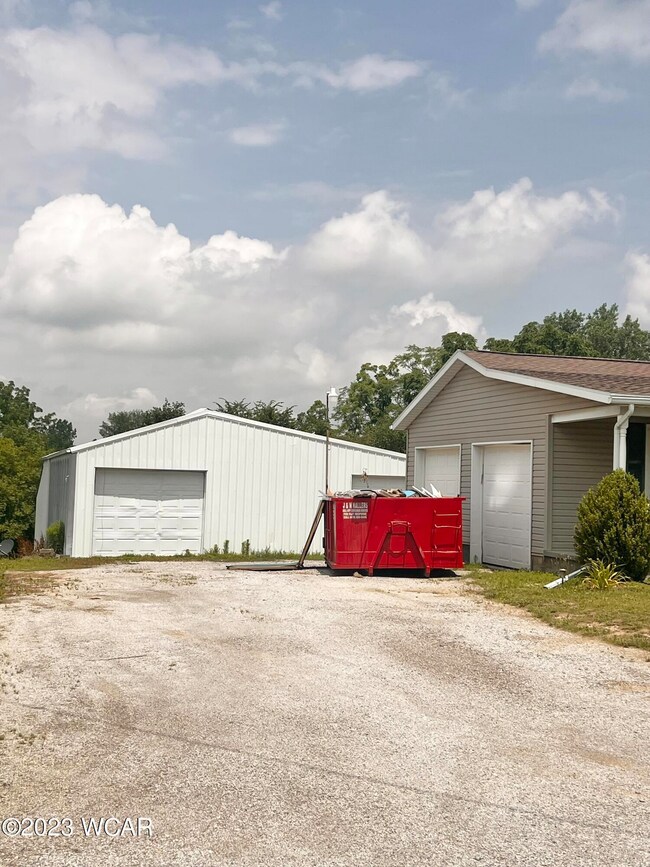 23213 Fairmount Rd, Waynesfield, OH 45896 - photo 3