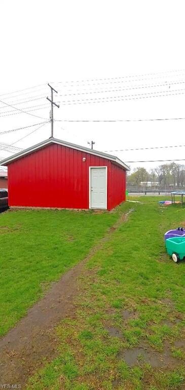 336 N 4th St, Coshocton, OH 43812 - photo 4