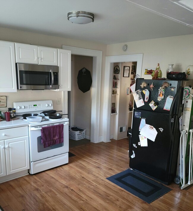 Downstairs kitchen