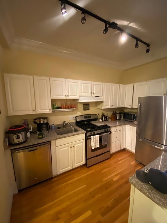 105 High St unit 18, Boston, MA 02129 - photo 3