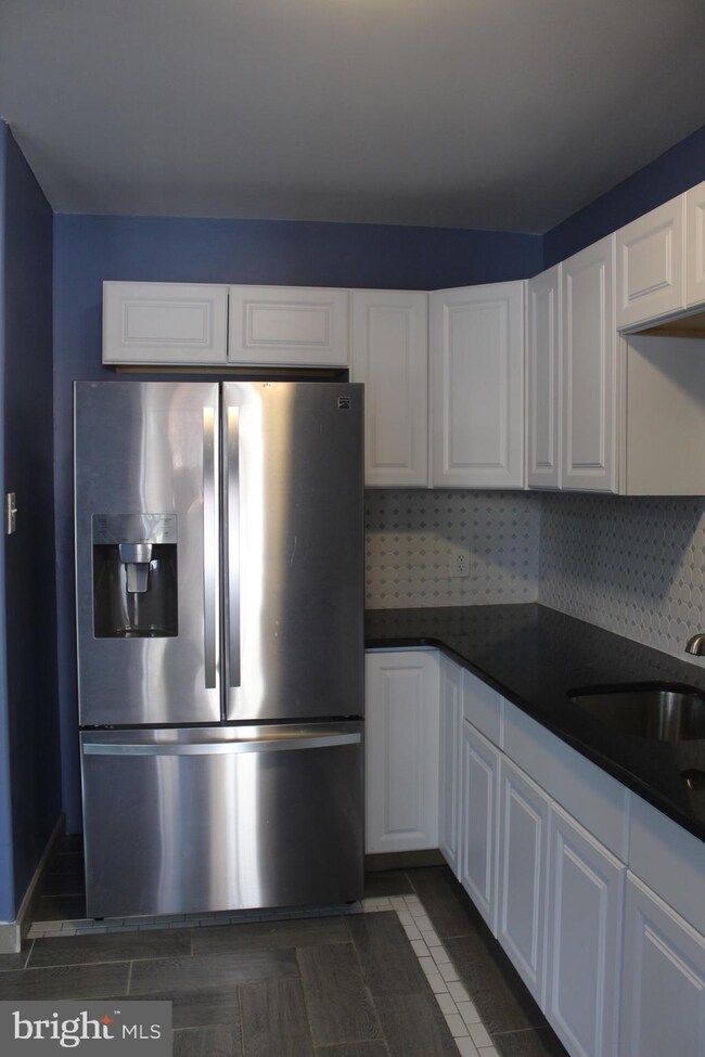 108 S 27th St, Camden, NJ 08105 - photo 2