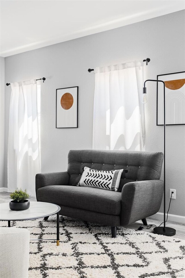 1933 Oakland St, Aurora, CO 80010 - photo 6