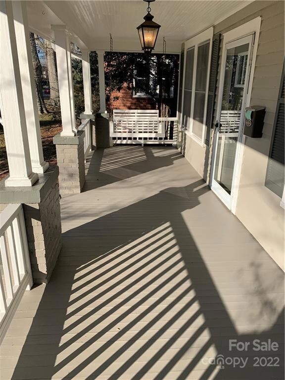 605 E Broad St, Statesville, NC 28677 - photo 6