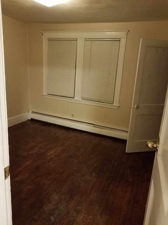 12 Winthrop St unit 1, Peabody, MA 01960 - photo 4