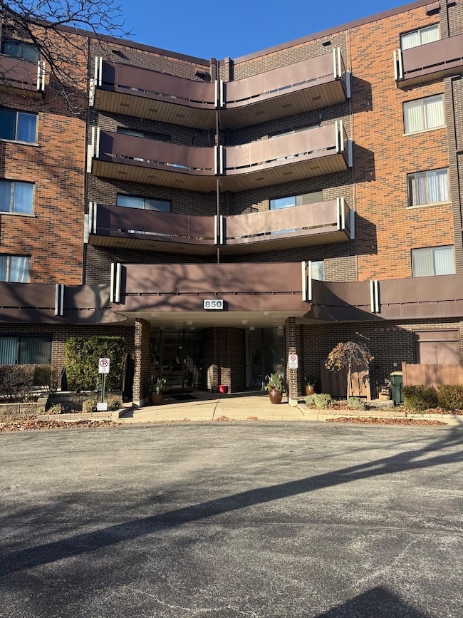 Village on the Lake unit 415, Elk Grove Village, IL 60007 - photo 2