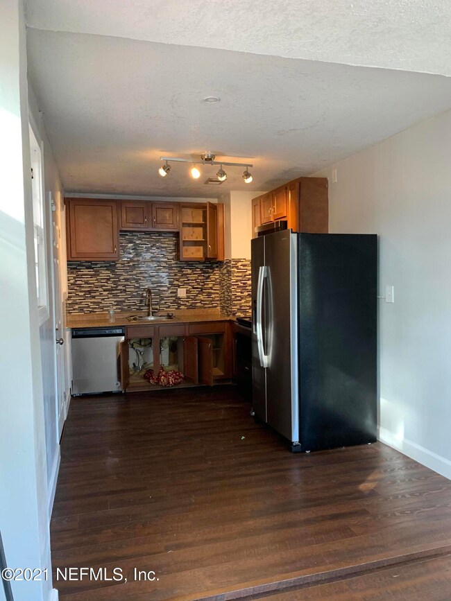 4842 Plymouth St, Jacksonville, FL 32205 - photo 5