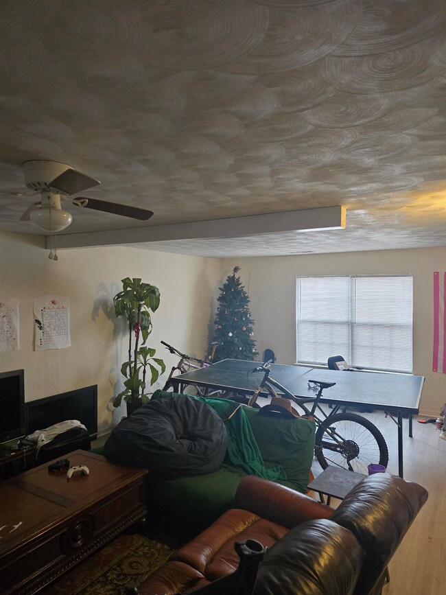 423 Laurence Ln, Blacksburg, VA 24060 - photo 7