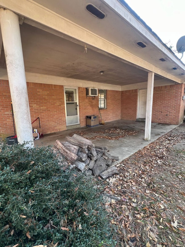 12510 U S 51, Grenada, MS 38901 - photo 3