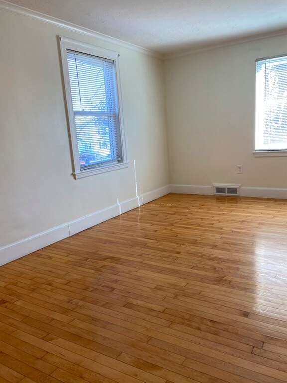 1 Newcroft Cir unit 2, Mattapan, MA 02126 - photo 6