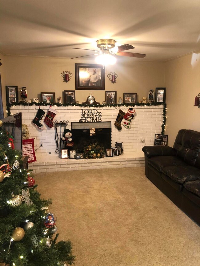 DB9D93A8-CEE3-44D3-AD24-1987E213649B