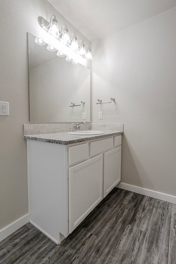 1326 Doonmore St, Odessa, TX 79765 - photo 5