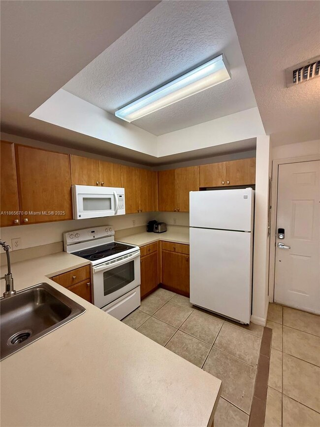 119 SW 6th Ave unit 803, Miami, FL 33130 - photo 2