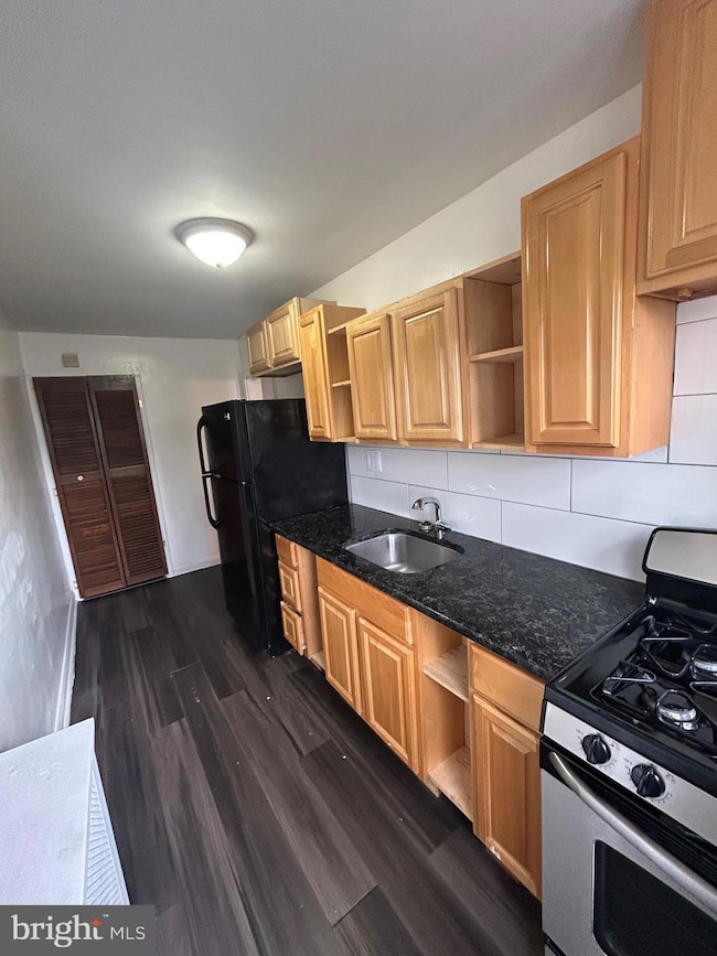 3902 8th St, Brooklyn, MD 21225 - photo 5