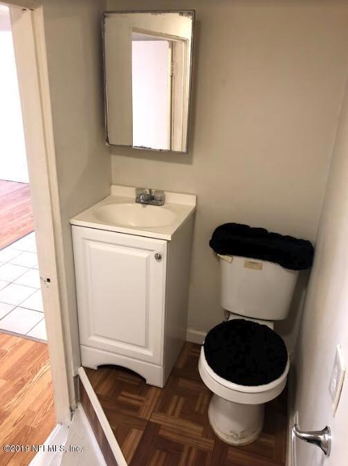 5419 Woodcrest Rd unit A, Jacksonville, FL 32205 - photo 5