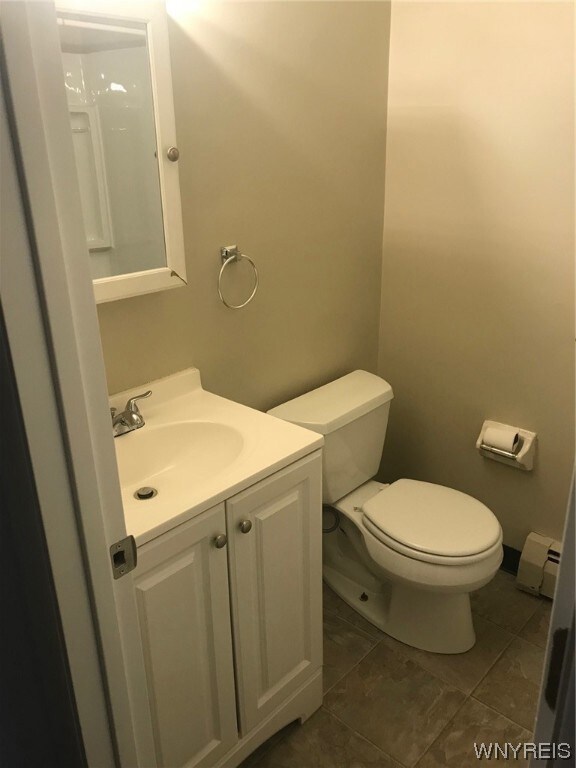 176 Mead St, North Tonawanda, NY 14120 - photo 4