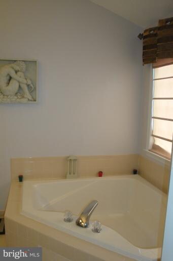 7307 Shady Glen Dr, Columbia, MD 21046 - photo 6