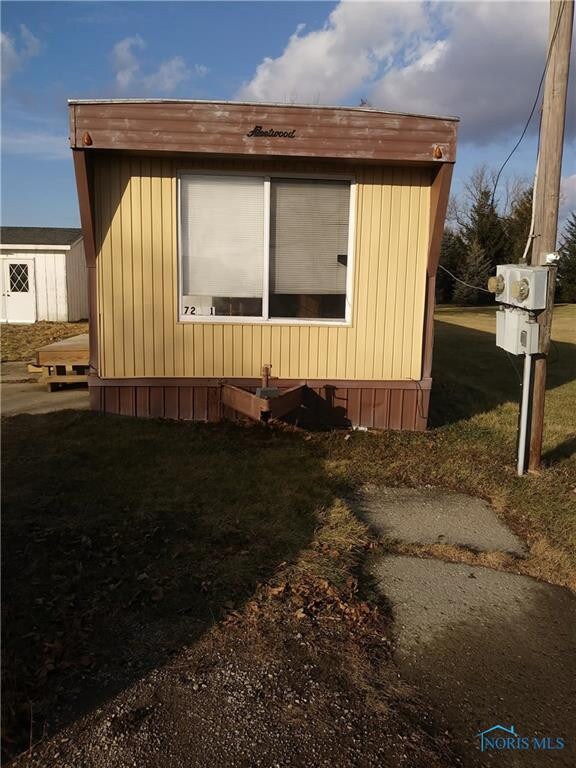 729 E Jackson St, West Unity, OH 43570 - photo 5