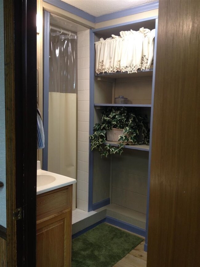 1199 E 700 S, Wabash, IN 46992 - photo 7