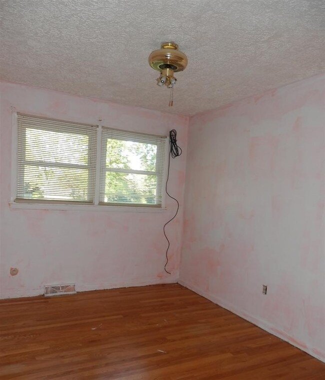 5340 Jackson St, Merrillville, IN 46410 - photo 7