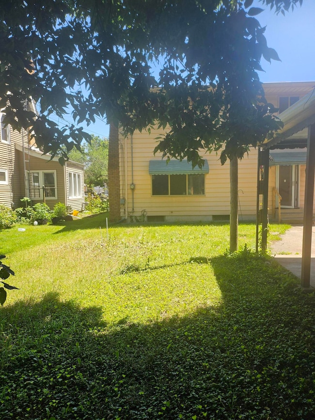 426 Lafayette St, Flint, MI 48503 - photo 5