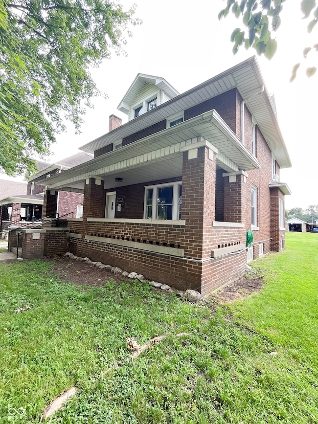 525 S 4th St, Clinton, IN 47842 - photo 2