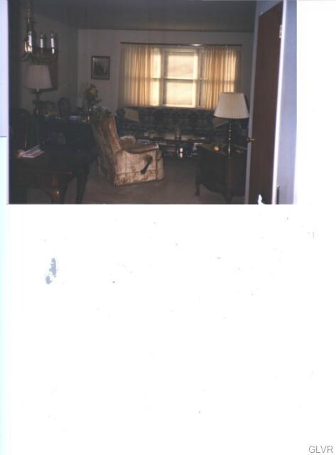 812 W Lehigh St, Bethlehem, PA 18018 - photo 3