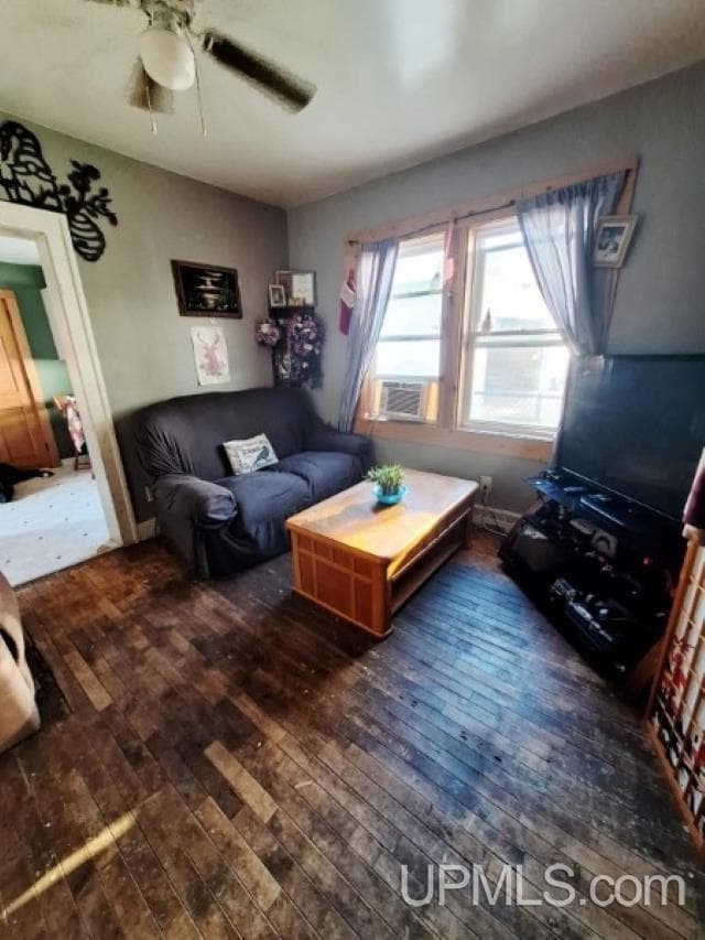 117 Baltic Ave, Caspian, MI 49915 - photo 3